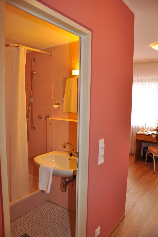Hotel-Restaurant Sonnenhof Veitsrodt Pokoj fotografie